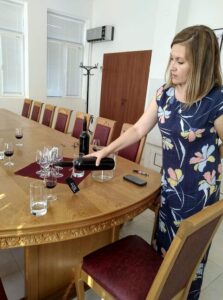 Красимира Кодукова и тайните на винените дегустации
